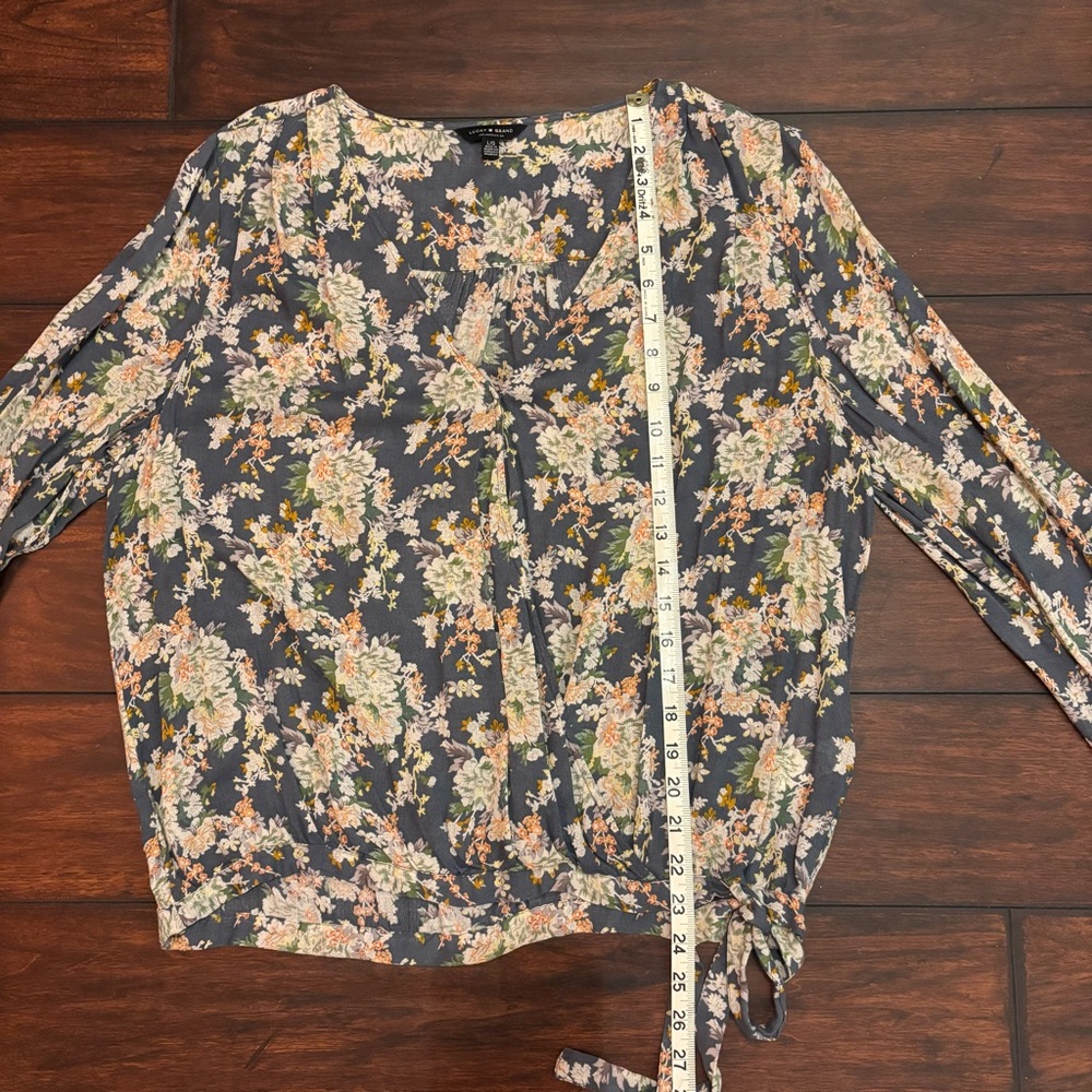 Lucky Brand Floral Tie-Waist Blouse - Size Large - Picture 14 of 15